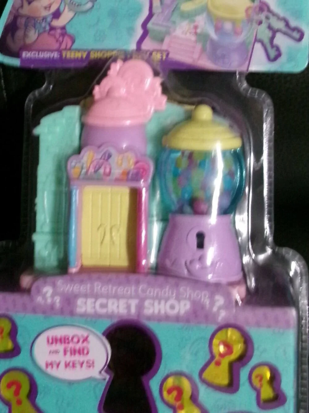 NWT Retired Shopkins Lil Secrets Mini Playset - Sweet Retreat Candy Shop